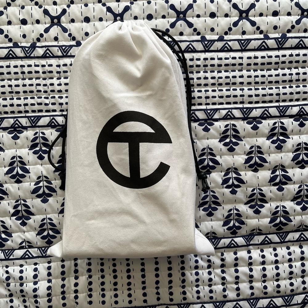 telfar bag - Picture 5 of 5